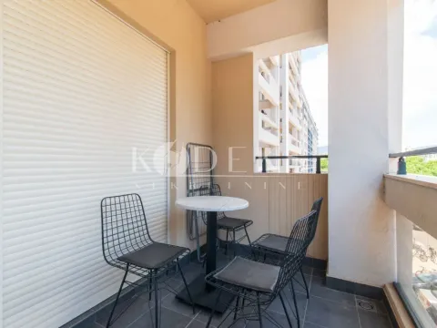 Izdavanje, dvosoban stan, 69m², Master Kvart, Podgorica - image 14