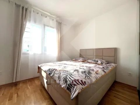 Rent, two bedroom apartment, 77m², Donja Gorica, Podgorica - image 8