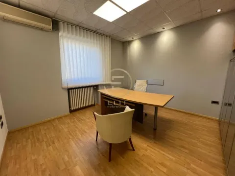 Rent, office space, 280m², Centar, Novi Sad - image 22