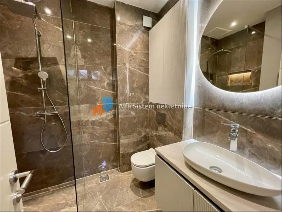 Rent, office space, 500m², Senjak, Beograd