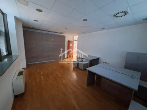 Rent, office space, 330m², Bezanijska Kosa 1, Bežanijska Kosa Sve Podlokacije - image 9