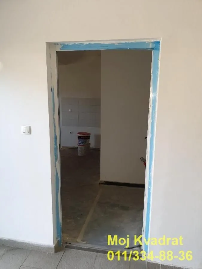 Prodaja, trosoban stan, 76m², Resnik, Beograd