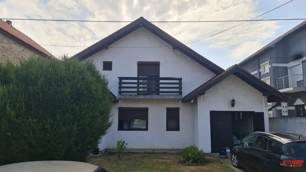 Sale, house, 330m², Nova Pazova, Stara Pazova