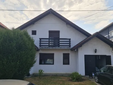 Kuća in Nova Pazova