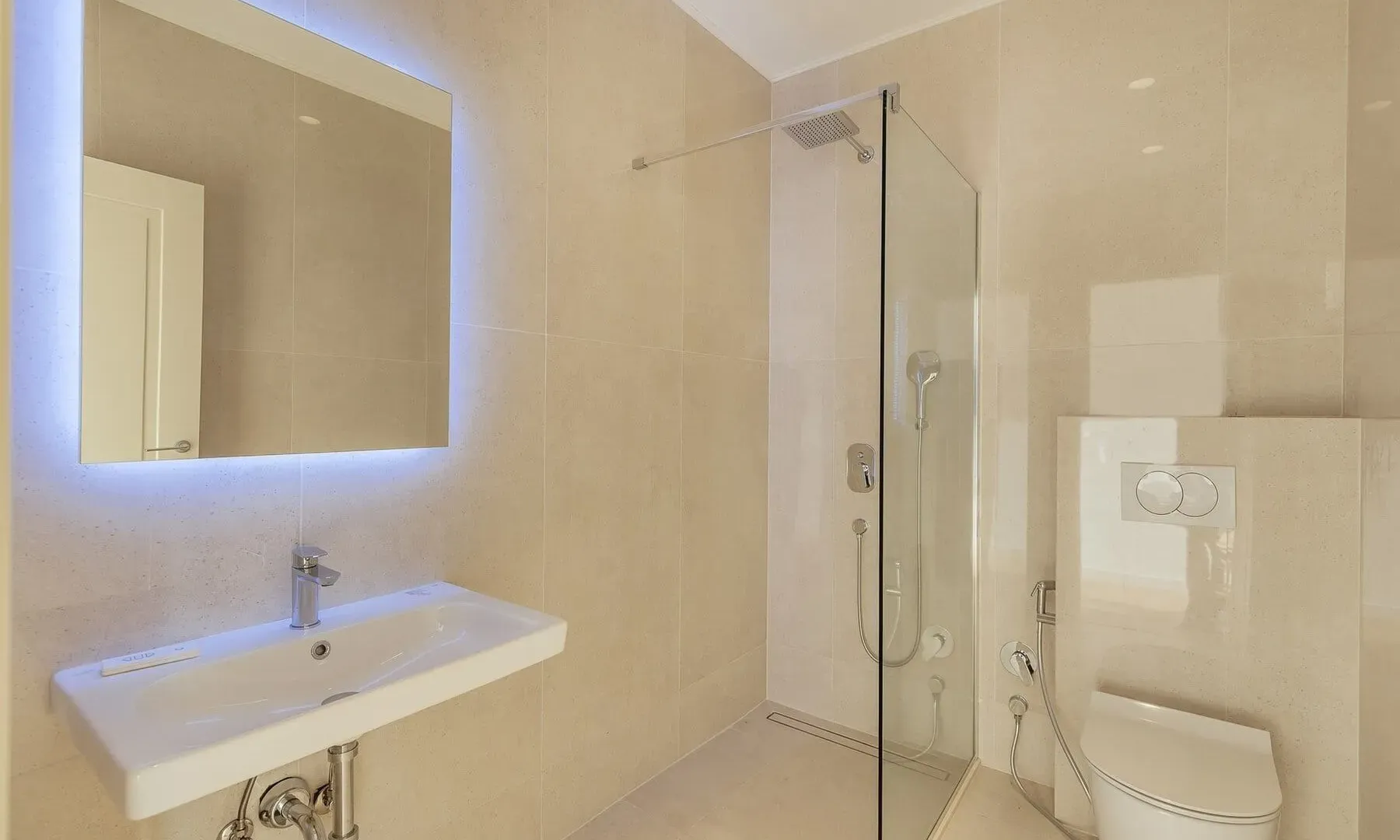 Prodaja, dvosoban stan, 103m², Kotor, Crna Gora