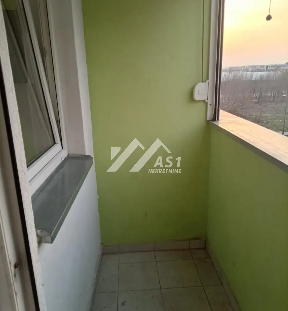 Izdavanje, jednosoban stan, 28m², Novo naselje, Novi Sad