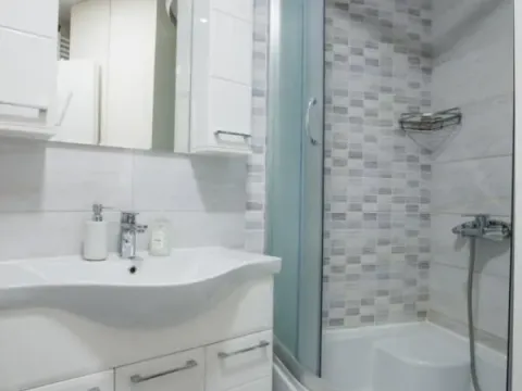 Izdavanje, trosoban stan, 65m², Grbavica, Novi Sad Sve Podlokacije - image 28