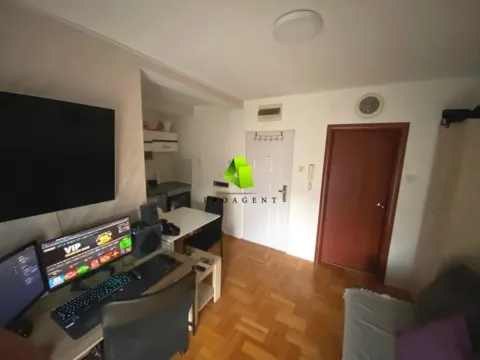 Izdavanje, stan, 24m², Pantelej, Niš - image 2