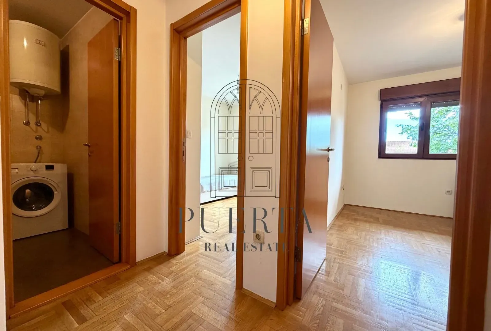 Prodaja, dvosoban stan, 64m², Stari Aerodrom, Podgorica