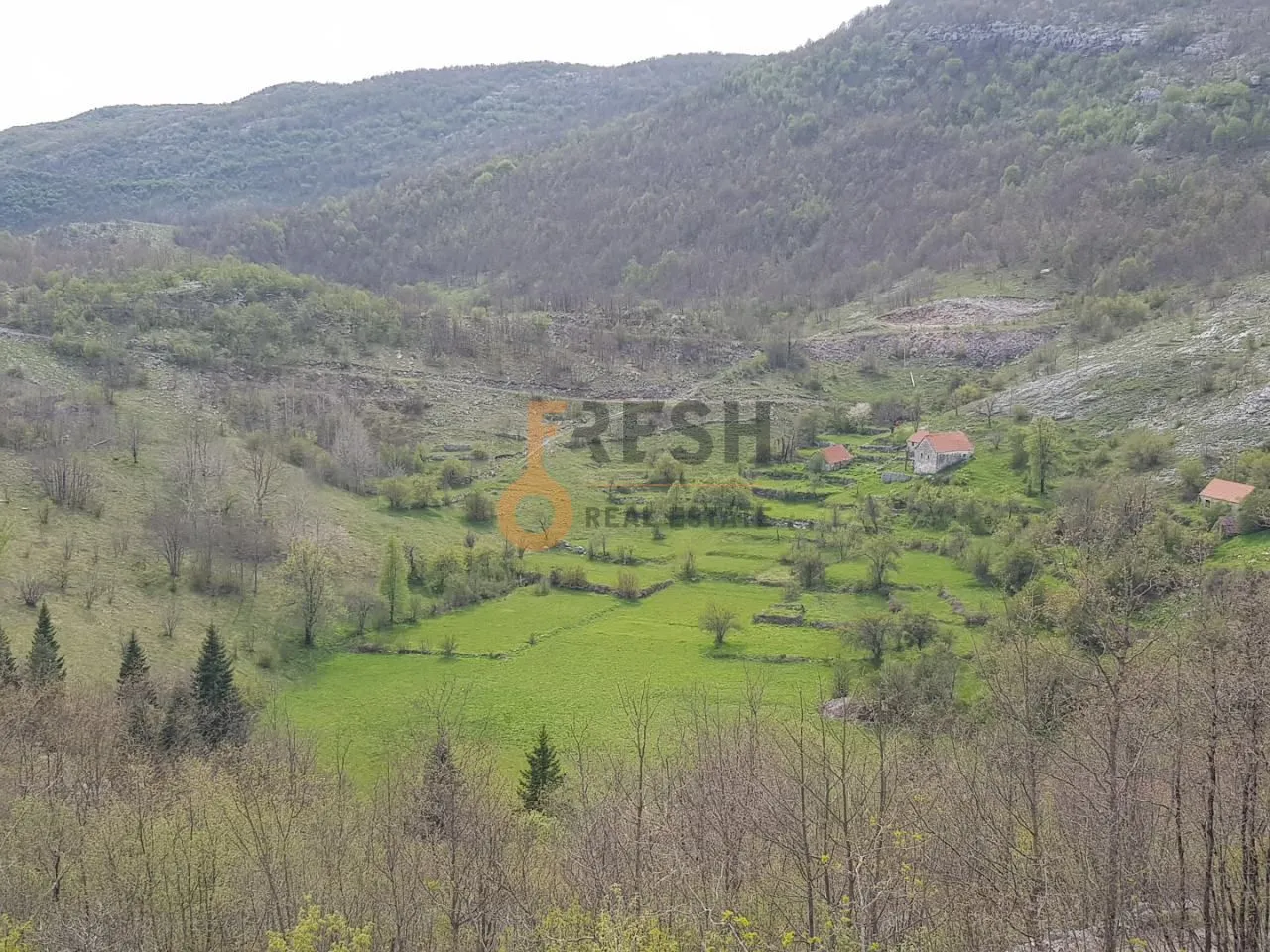 Prodaja, plac, 189352m², Cetinje, Crna Gora
