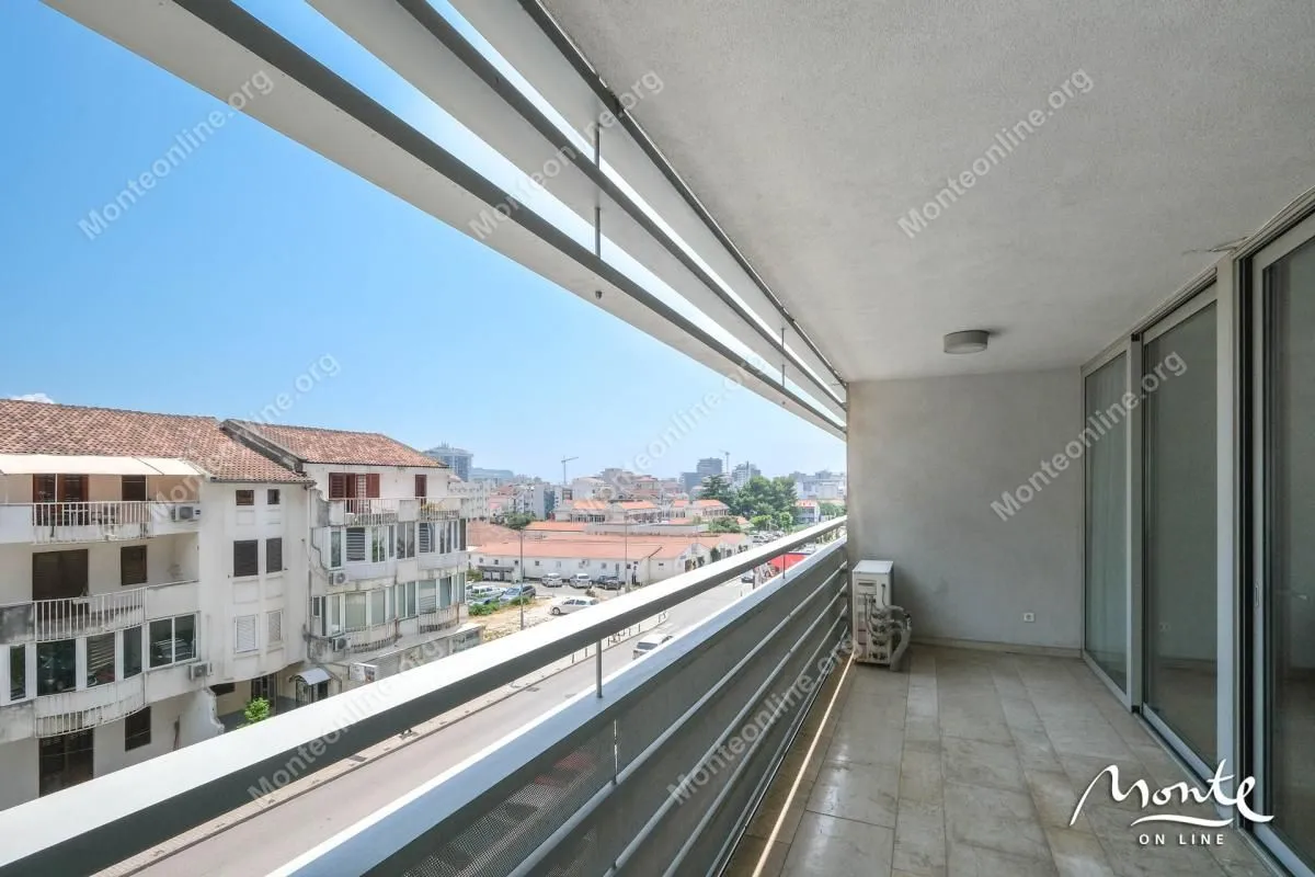Sale, two bedroom apartment, 85m², Budva, Crna Gora