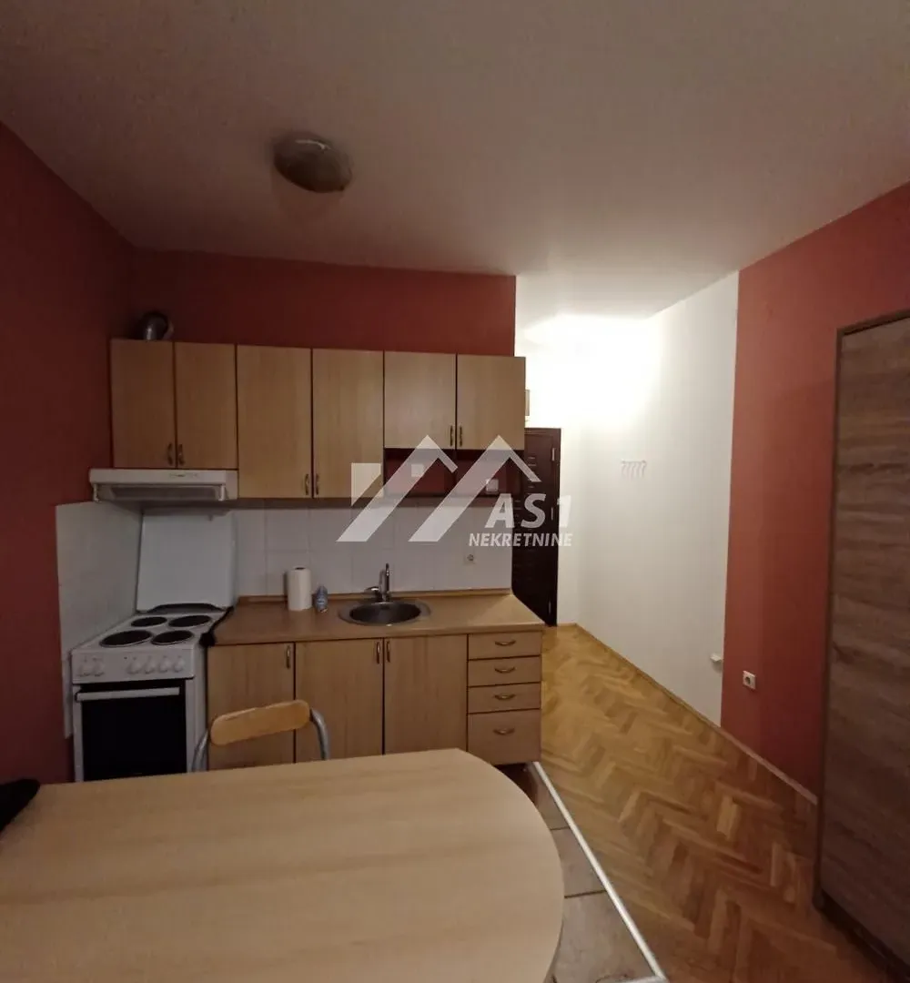 Izdavanje, stan, 30m², Novi Sad Sve Podlokacije, Novi Sad