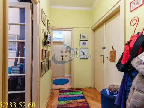 Prodaja, trosoban stan, 85m², Slavija, Vračar Sve Podlokacije - image 19