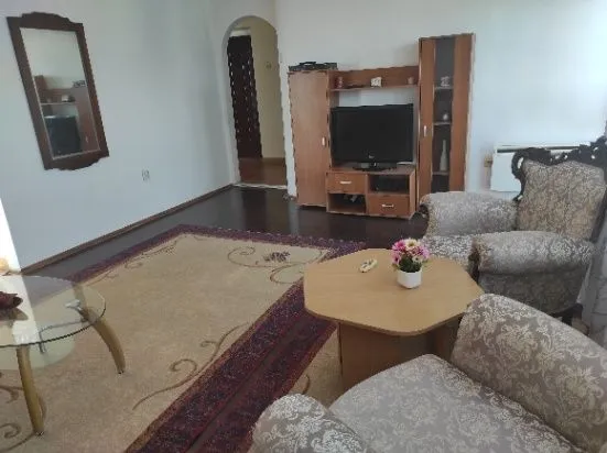 Izdavanje, jednosoban stan, 58m², Centar, Podgorica