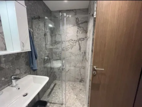 Izdavanje, garsonjera, 38m², Centar, Budva - image 2