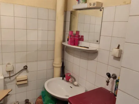 Prodaja, garsonjera, 34m², Centar, Cetinje - image 4