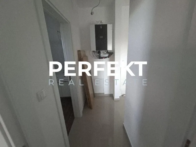 Prodaja, dvosoban stan, 52m², Pančevo, Srbija
