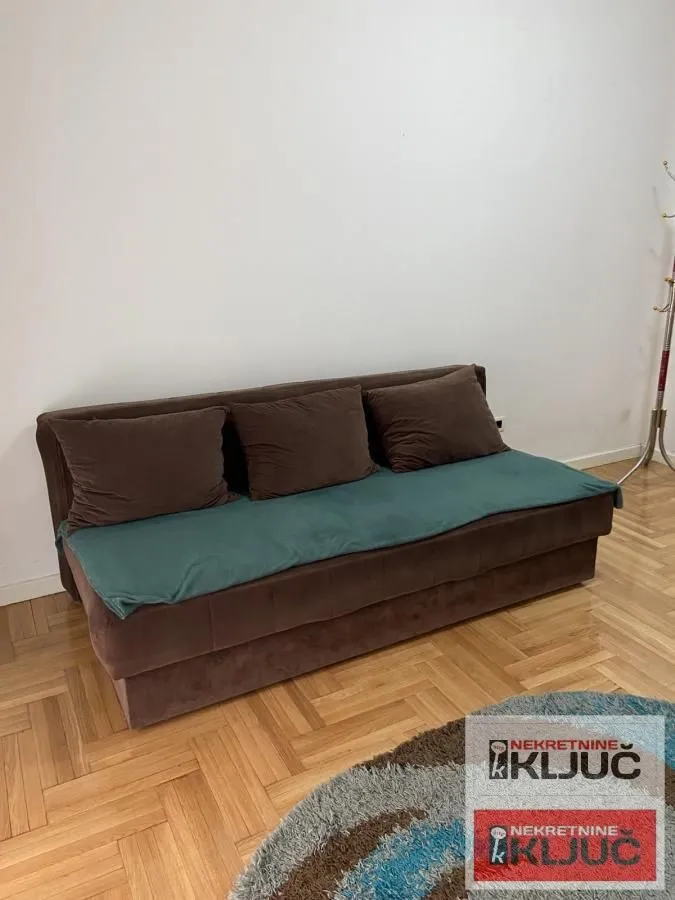 Rent, studio apartment, 27m², Centar, Novi Sad