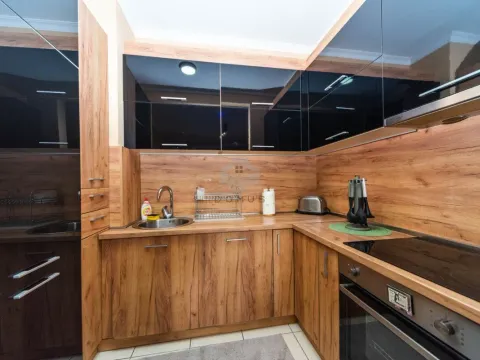 Rent, two bedroom apartment, 65m², City Kvart, Podgorica - image 5