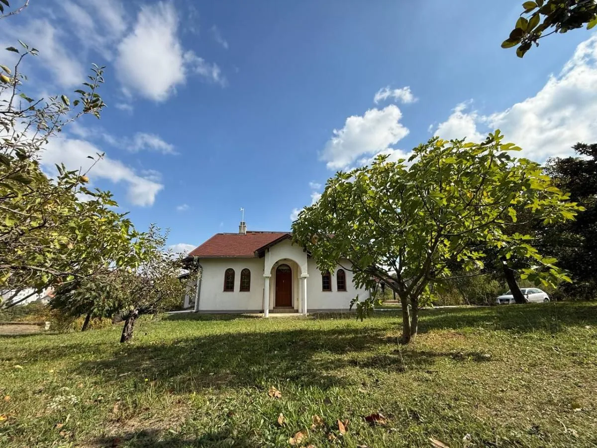 Sale, house, 204m², Bocke, Petrovaradin