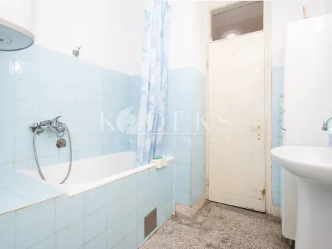 Izdavanje, trosoban stan, 89m², Preko Morače, Podgorica - image 6