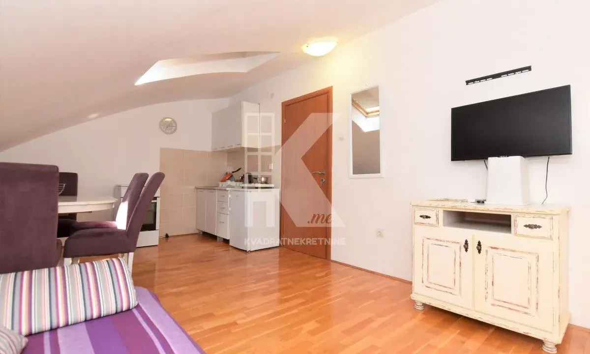 Prodaja, trosoban stan, 94m², 1 maj, Podgorica