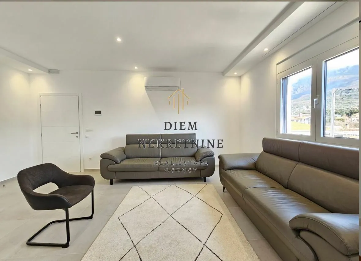 Izdavanje, dvosoban stan, 115m², Polje, Bar