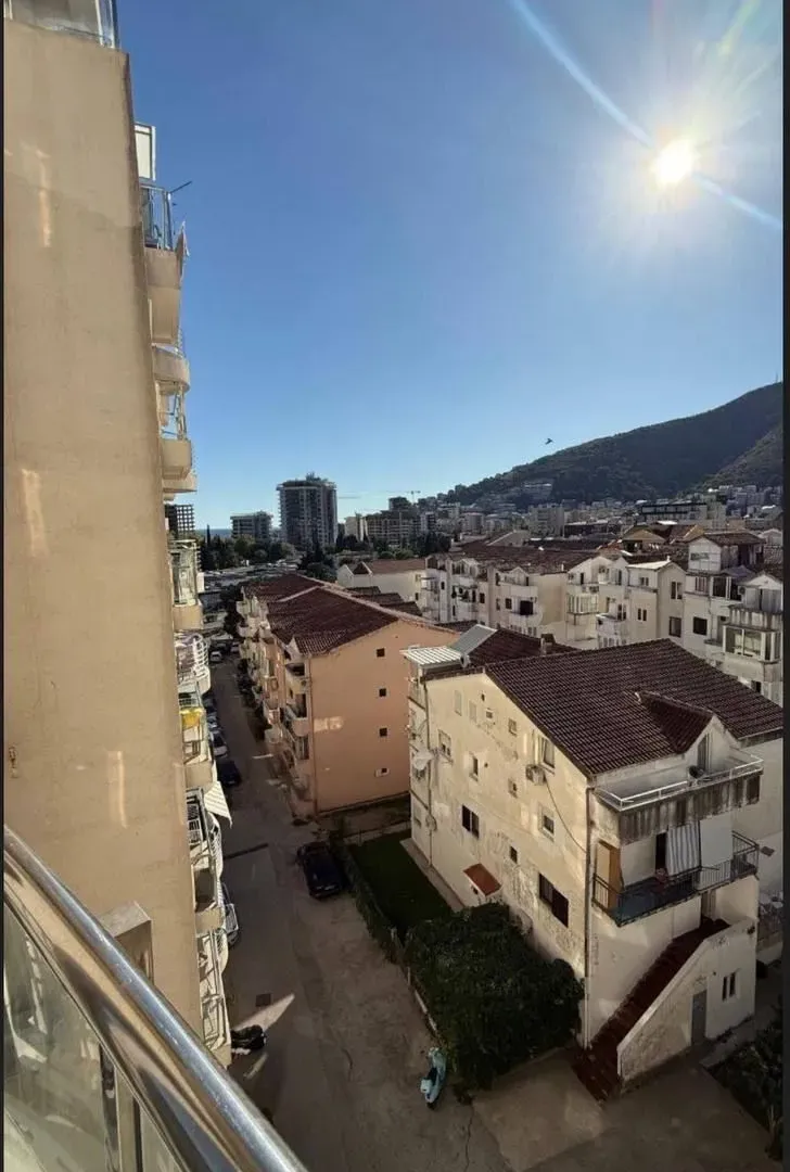 Rent, one bedroom apartment, 40m², Centar, Budva