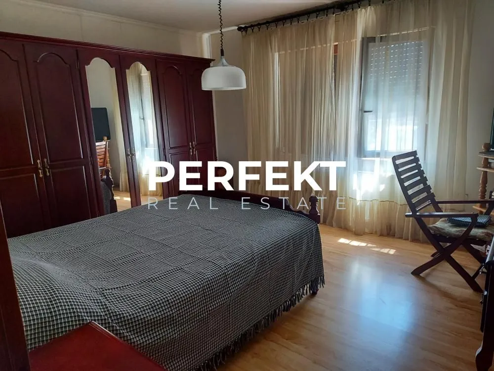 Prodaja, kuća, 404m², Strelište, Pančevo