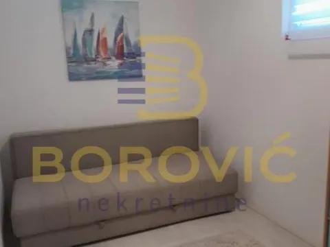 Rent, one bedroom apartment, 33m², Višnjica, Palilula Sve Podlokacije - image 4