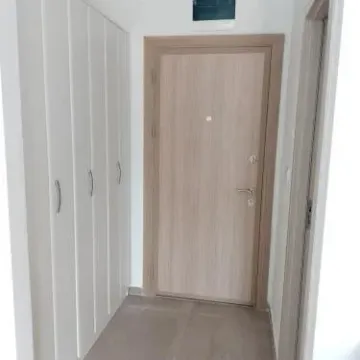 Rent, one bedroom apartment, 33m², Podgorica, Crna Gora - image 16