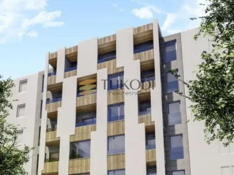 Sale, office space, 349m², Bulevar Evrope, Novi Sad Sve Podlokacije - image 2