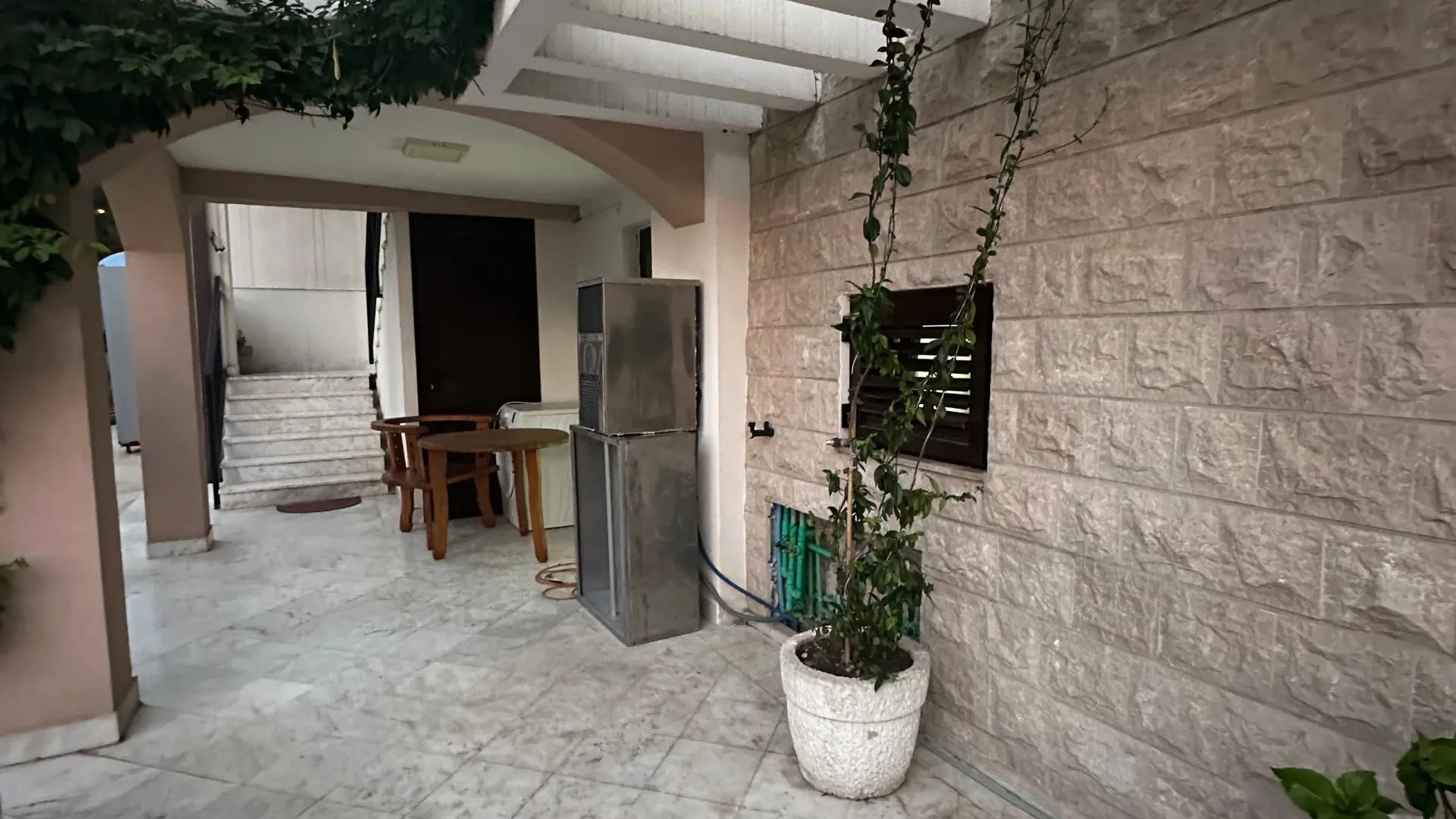 Rent, office space, 110m², Dumidran, Tivat