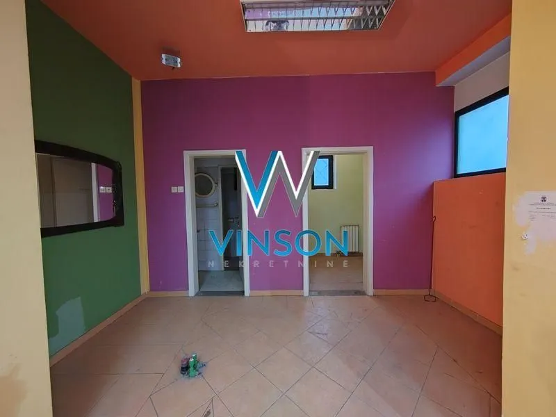 Sale, office space, 33m², Bulevar Oslobodjenja, Novi Sad Sve Podlokacije