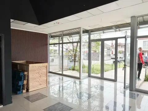 Izdavanje, poslovni prostor, 280m², Masline, Podgorica - image 2