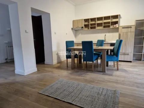Izdavanje, poslovni prostor, 72m², Kalenić Pijaca, Vračar Sve Podlokacije - image 3