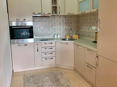 Izdavanje, jednosoban stan, 50m², City Kvart, Podgorica - image 6