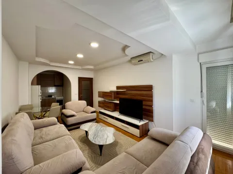 Izdavanje, jednosoban stan, 52m², City Kvart, Podgorica - image 3