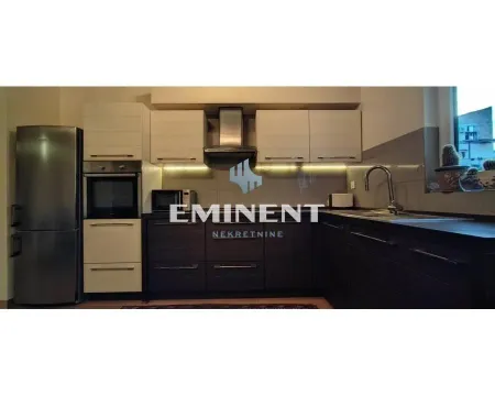 Rent, four bedroom apartment, 120m², Stari Grad, Beograd - image 8