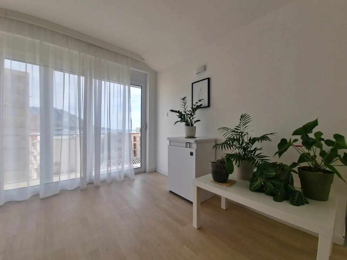 Rent, two bedroom apartment, 70m², Seoce, Budva