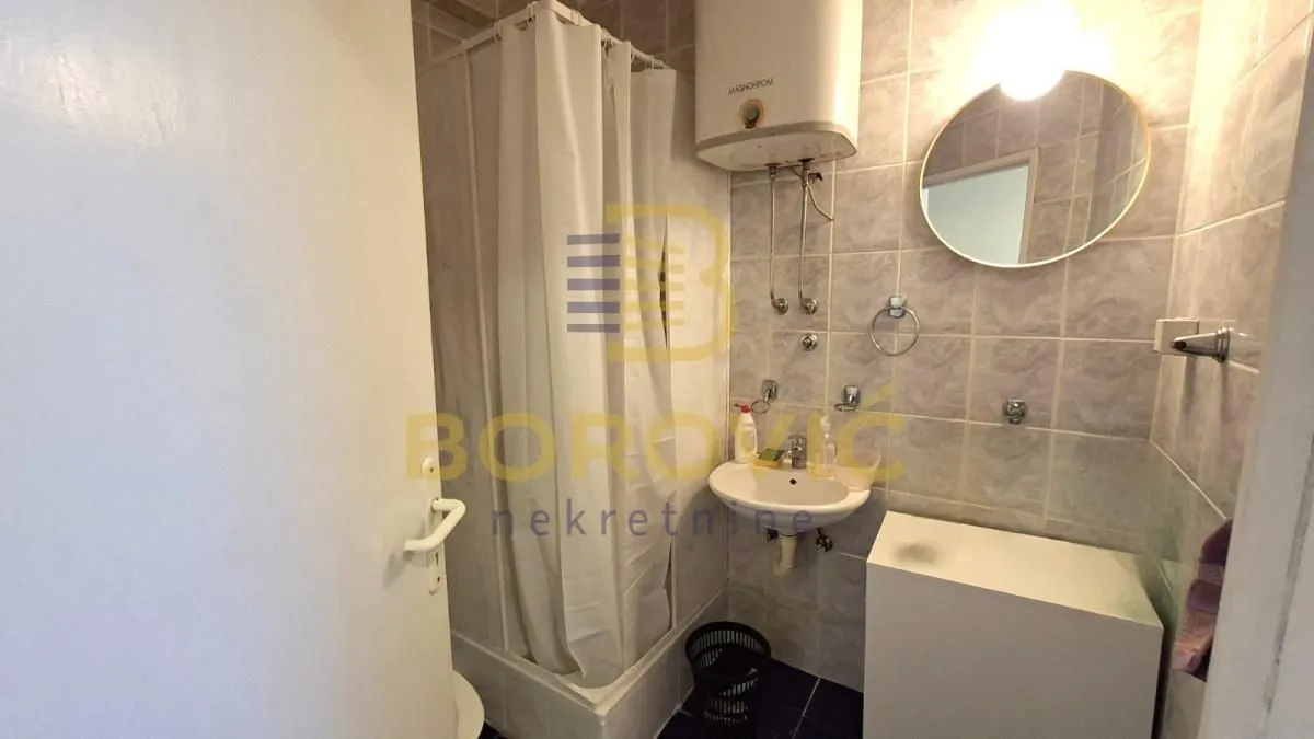 Rent, three bedroom apartment, 54m², Stari Grad, Beograd