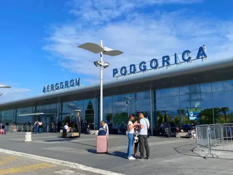 Rent, house, 28m², Šušanj, Bar - image 11