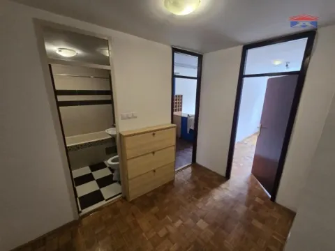 Sale, two bedroom apartment, 60m², Novo naselje, Novi Sad - image 9