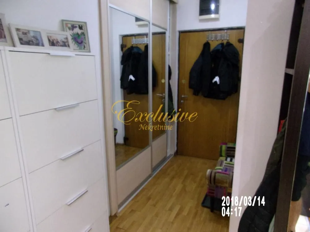 Prodaja, trosoban stan, 76m², Stari Grad, Beograd