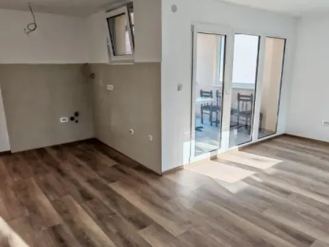 Sale, three bedroom apartment, 67m², Petrovaradin, Novi Sad - image 5