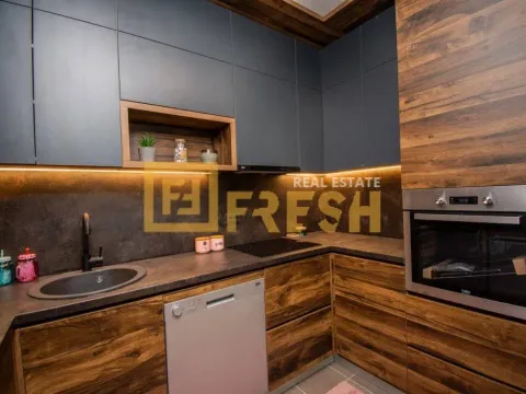 Izdavanje, dvosoban stan, 70m², Donja Gorica, Podgorica - image 13