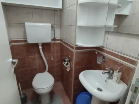 Sale, two bedroom apartment, 57m², Detelinara, Novi Sad Sve Podlokacije - image 11