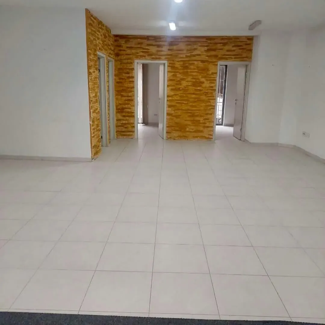 Rent, office space, 162m², 1 maj, Podgorica