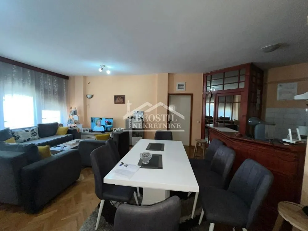 Prodaja, stan, 134m², Centar, Smederevo