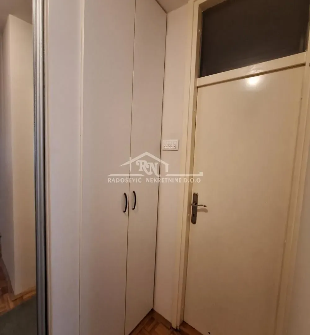 Rent, one bedroom apartment, 41m², Čukarica, Beograd